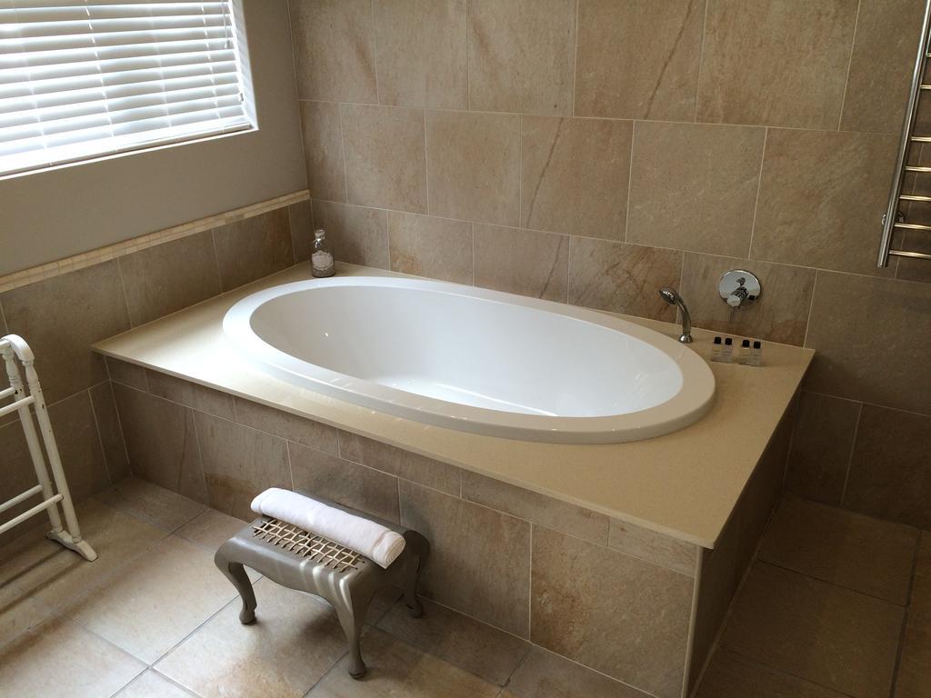 Lavandula Manor Self-Catering Моссел-Бей Экстерьер фото